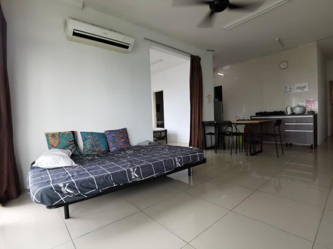 Vista Alam Serviced Apartment Near Idcc Sacc Pkns Uitm Msu Avisena Σαχ Αλάμ Εξωτερικό φωτογραφία